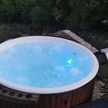 Bora Moscenicka Draga Nocleg ze śniadaniem Moscenice