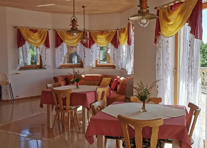 Bora Moscenicka Draga Couette-café Moscenice